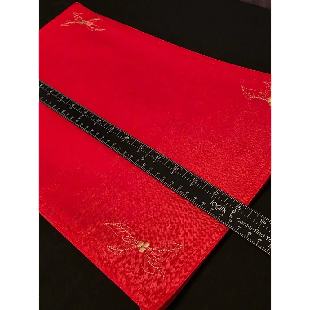 Better Home Red Christmas Placemats Set of 4 Gold Holly Embroidered 18x12.5